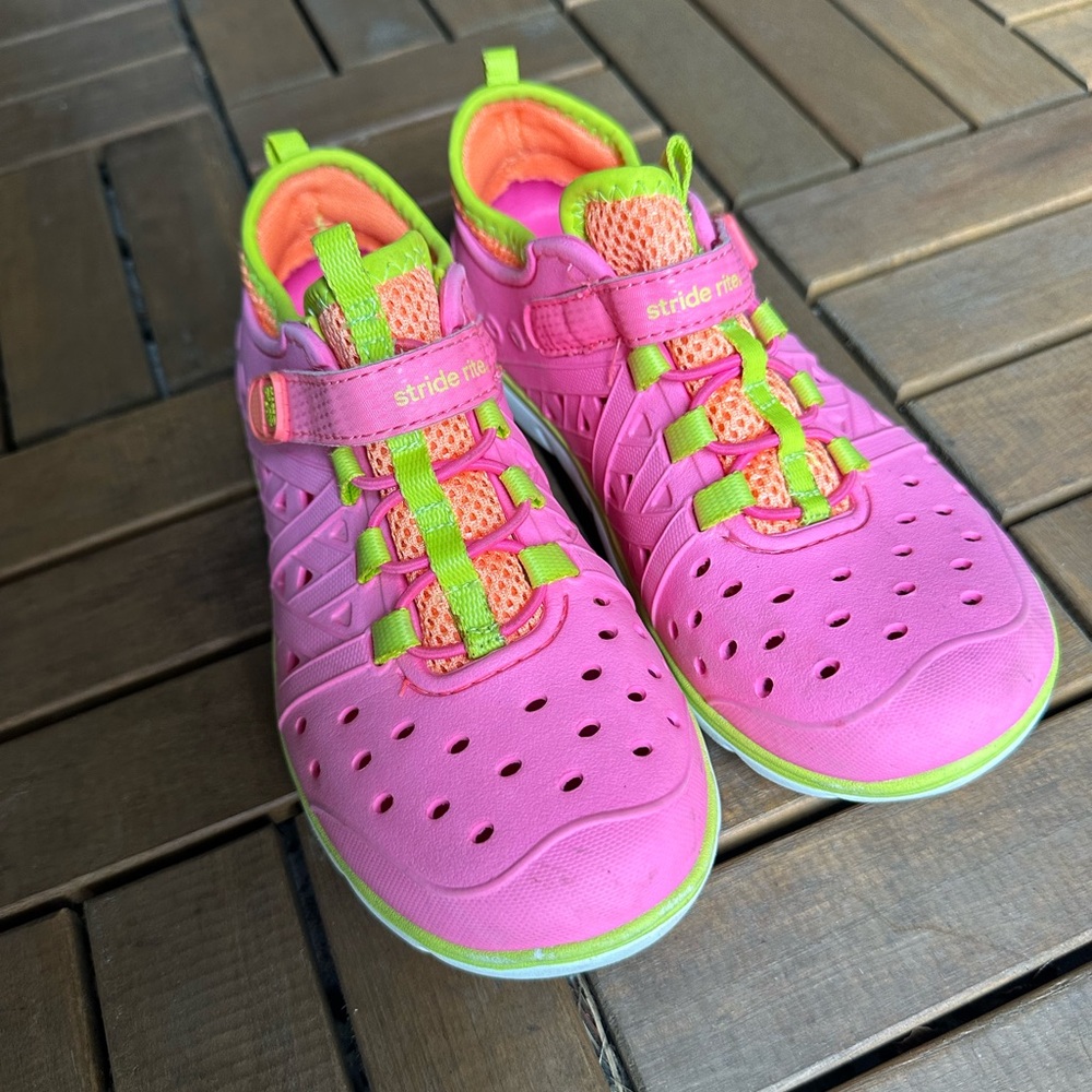 Stride Rite Kids Bright Pink Sneakers with Neon Green Accents